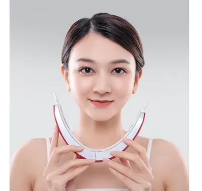 The same lazy instrument for firming cheeks