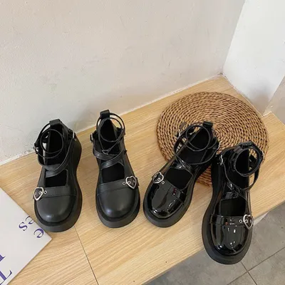 British style pumps