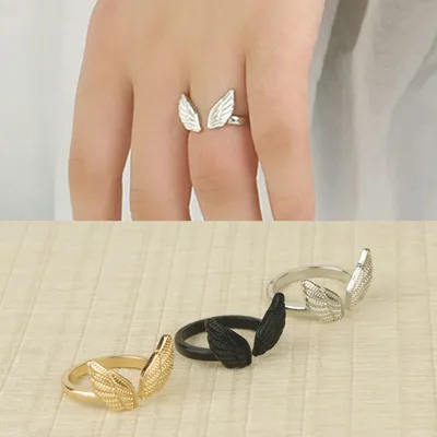 Punk angel wings alloy ring