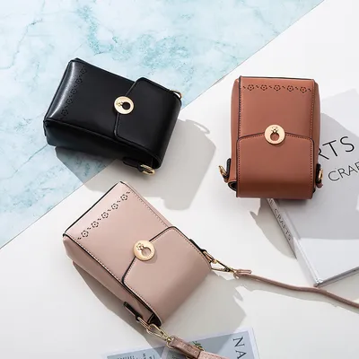 Multifunctional vertical mobile phone bag
