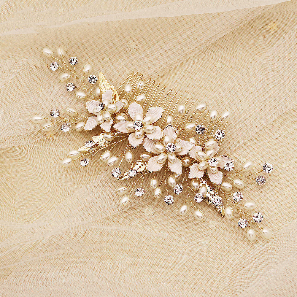 Flowers and leaves in hair ornaments