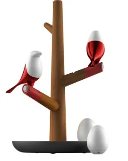 Red birds 2 eggs