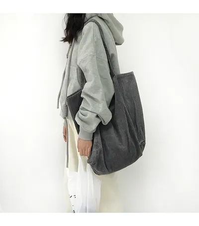 Vintage corduroy shoulder bag