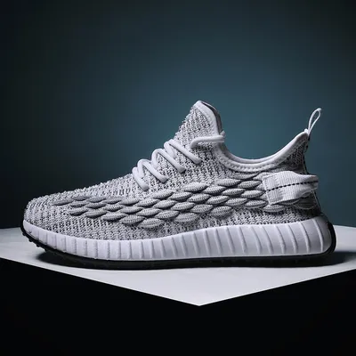 Sports casual shoes