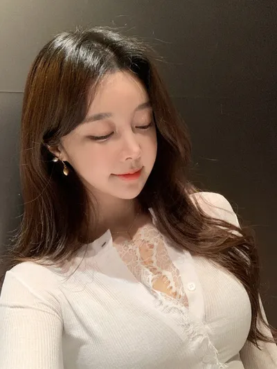 Lace Trim Half-open Collar Slim T-Shirt Women's