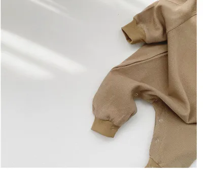 Comfortable And Simple Baby Long-sleeved One-piece