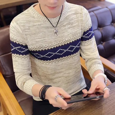 Spring and Autumn T-shirt With Slim Round Neck