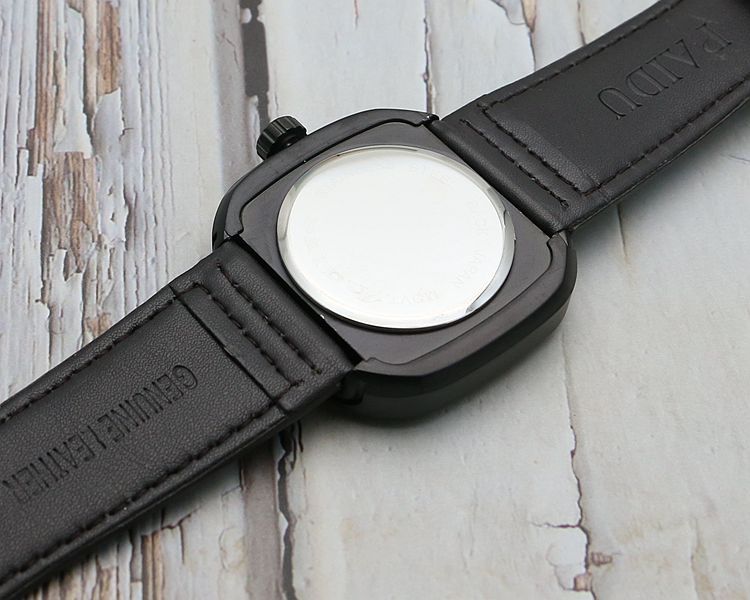 Retro Fashion All-match Belt Turntable Quartz Watch