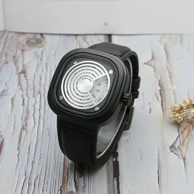 Retro Fashion All-match Belt Turntable Quartz Watch