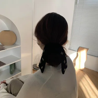 A black ribbon