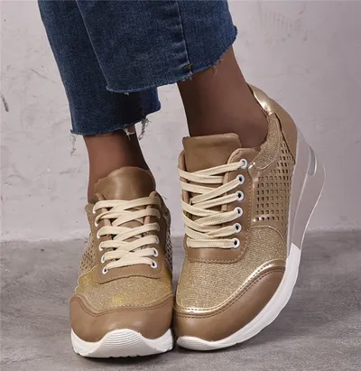 Casual Women's Sports Shoes Fashion Increased Large Size Single Shoes