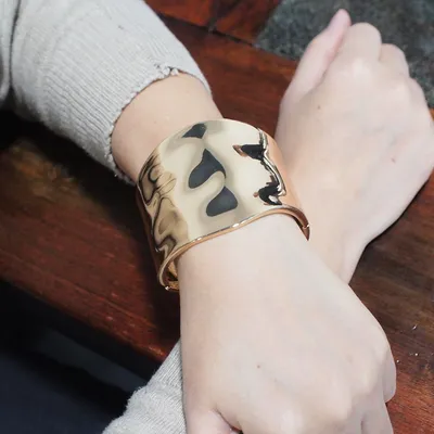 New popular simple and exaggerated wide side bracelet