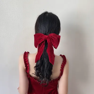 Wine red hairpin