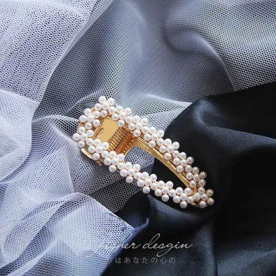 Rhinestone hair clip