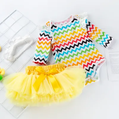 New baby long-sleeved wave pattern wings