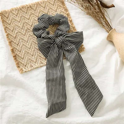 Black bow