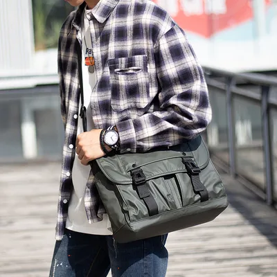 Nylon Cloth Covered Waterproof Shoulder Bag