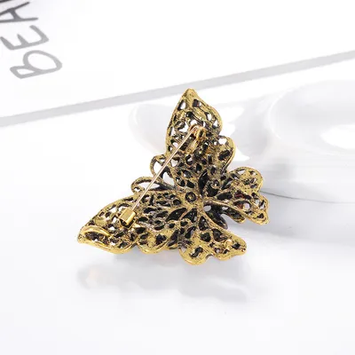 Fashion Butterfly Color Rhinestone Brooch