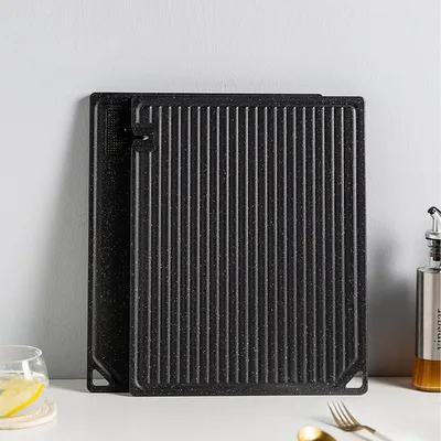 Antibacterial Household Food Grade Large Plastic Moisture-proof Cutting Board