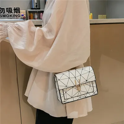 All-match lock chain small square bag