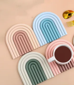 حامل وعاء سيليكون مخصص من قوس قزح الأفعوانية في المطبخ حصيرة صحون مقاومة للحرارة وحامل أواني طعام منزلي