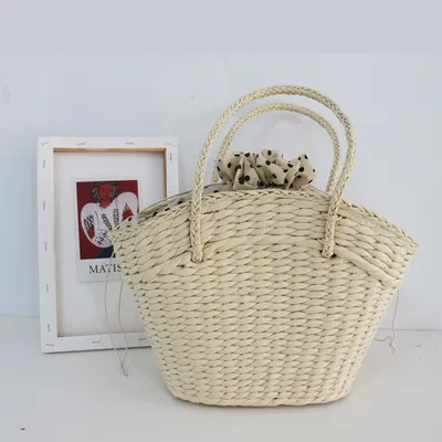 حقائب يد نسائية عصرية من الخيزران (الراتان)