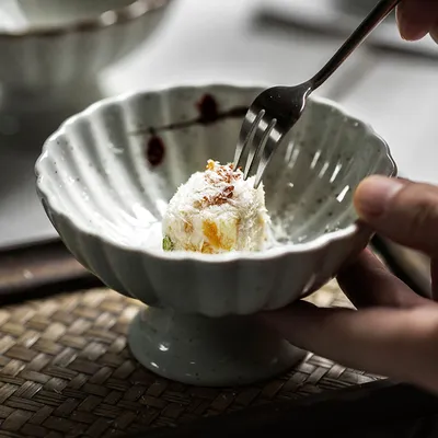 Creative Personality Japanese Retro Ceramic High-footed Bowl