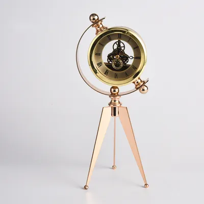 Desktop Pendulum Clock European Craft Clock Ornament