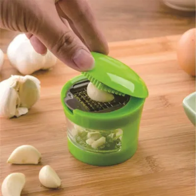 1pc Premium Stainless Steel Multifunctional Garlic Press, Manual Mincer, Slicer & Grater - Essential Kitchen Gadget For Home And Restaurant Use