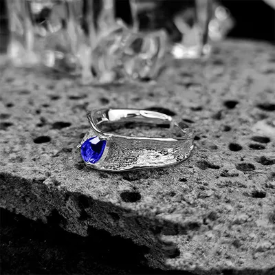 Women's Fashion Sapphire Texture Sterling Silver Ring