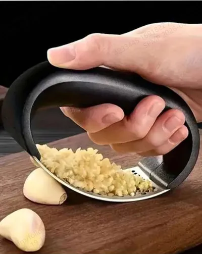 304 Stainless Steel Garlic Press Rocker  Ergonomic Garlic Mincer, Crusher, And Grinder With Comfortable Grip For Kitchen, Home, And Cooking