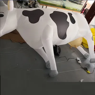 Mechanical Nylon Cloth Soft Cow Kite Pendant
