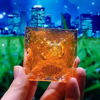 Crystal Ball Gravel Pyramid Home Crafts Resin Decorations