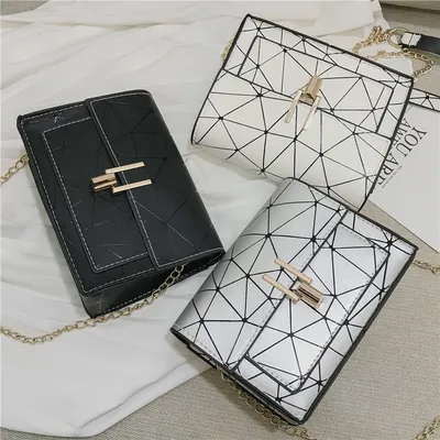 All-match lock chain small square bag