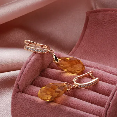 Women's Fashionable Temperament Yellow White Stone Earrings