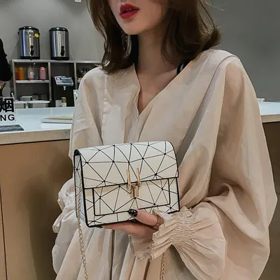 All-match lock chain small square bag