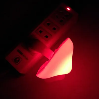 مصابيح LED على شكل فطر مزودة بمستشعرات أوتوماتيكية، مصابيح ديكور داخلية