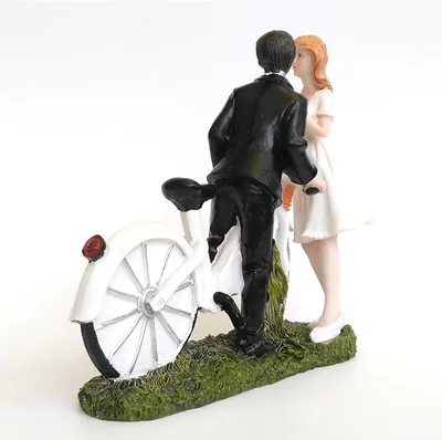 Cake Doll Wedding Gift Resin Craft Ornament