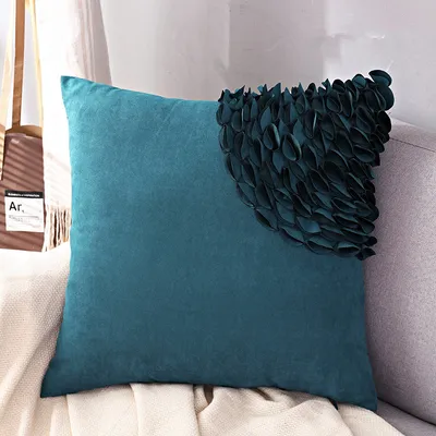 Hand-carted three-dimensional craft pillowcase