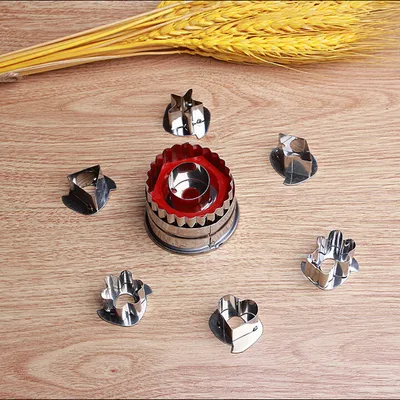 Stainless steel vegetable and fruit cutter