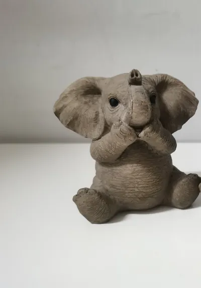 Three Is Not Like To Say Listen To Resin Crafts Home Decorations