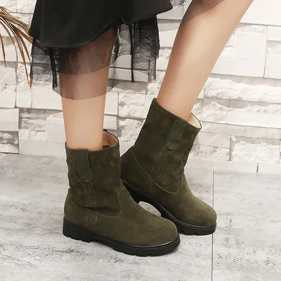 Snow Boots with Belt Buckle and Flat Bottom