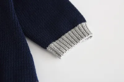 Baby long-sleeved knitted jumpsuit