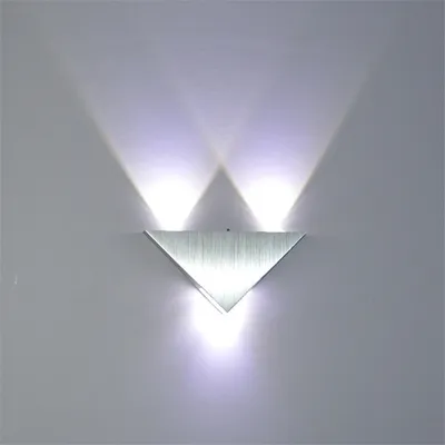 Aluminum TV light triangle wall light