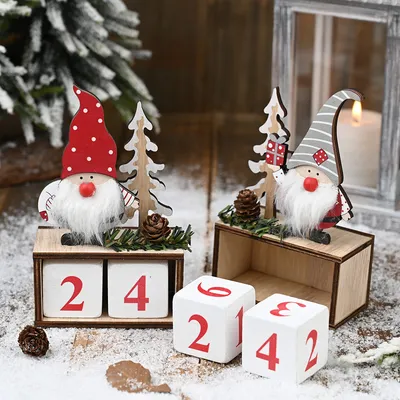 Christmas wooden pine cone calendar for the elderly