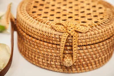 Natural PU small round straw bag