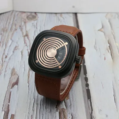 Retro Fashion All-match Belt Turntable Quartz Watch