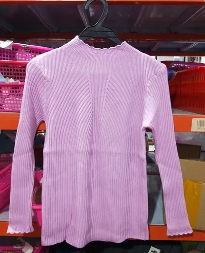 Ruffled long-sleeved bottoming shirt