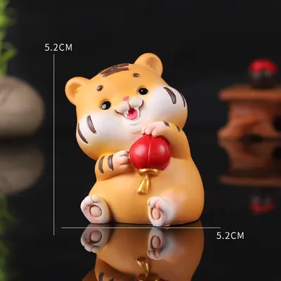 Cute Tiger Ornaments Cartoon Little Tiger Resin Crafts Car Center Console Cake Baking Decorations