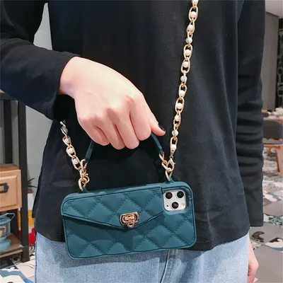 Fashionable Diagonal Chain Lanyard Silicone Phone Case